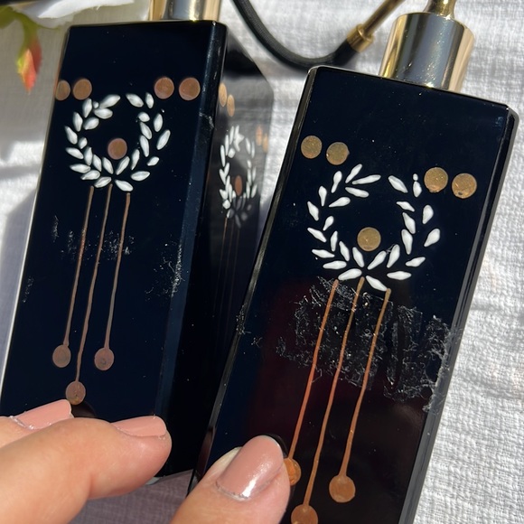 Chic Hollywood Regency Style Hand Painted Austrian Glass Perfume Bottle Atomizer - Picture 11 of 16